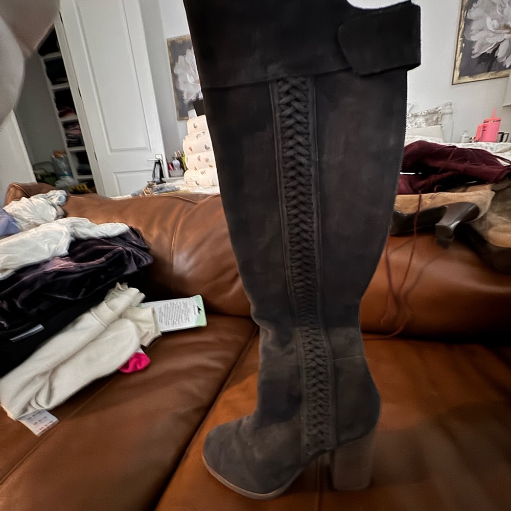 Women's Black Knee-High Boots